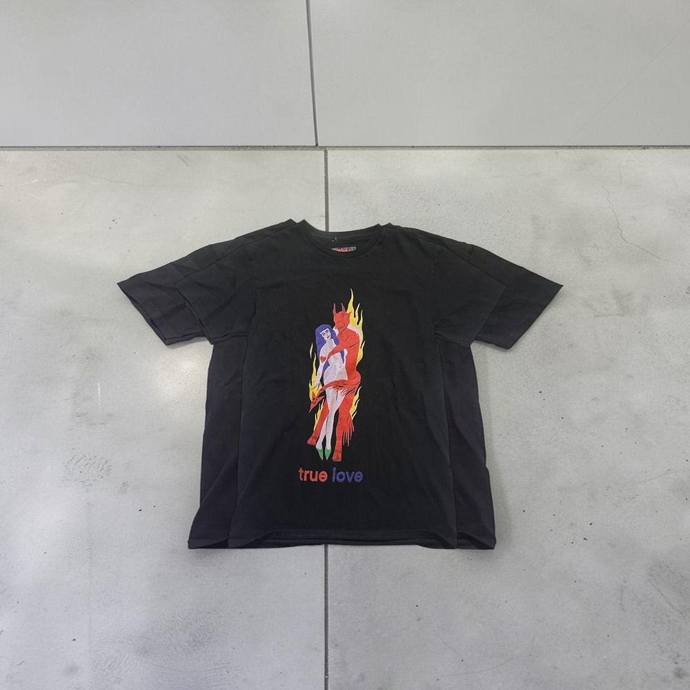 Teen Hearts True Love Devil Angel‎ Graphic T-Shirt Black Small Mens Short Sleeve